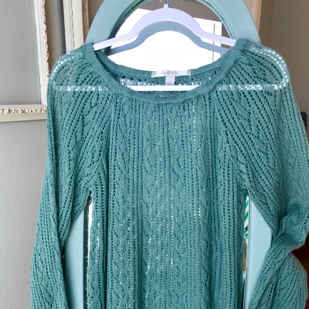 Crochet Top in green. Wispy Light in size Small